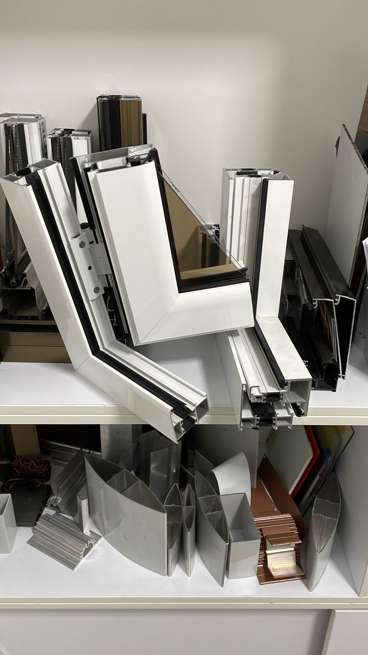 hamidreza shokuhi shahriyar villa thermal break window